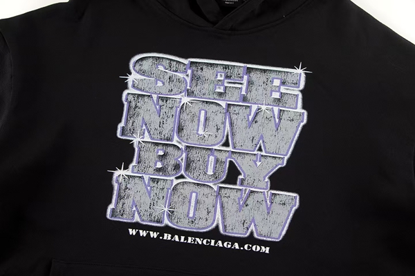 ブランドパーカー側面デザイン